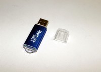 Harga Grosir Murah Pembaca Kartu Tunggal USB 2.0 TF Kecepatan Tinggi Eksternal 5 Warna Garansi Satu Tahun Grosir Multi-kartu