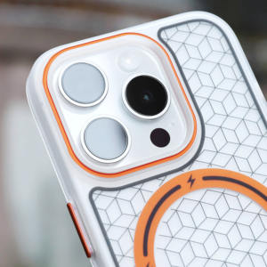 Funda de teléfono de aceite mate transparente colorida para iPhone 14 16 Pro Max Cámara protectora de carga inalámbrica magnética fuerte móvil - Product Image 2