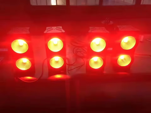 Nouveauté 200w RGBW Audience Light Cob Led Blinder Light pour Studio Party - Product Image 4