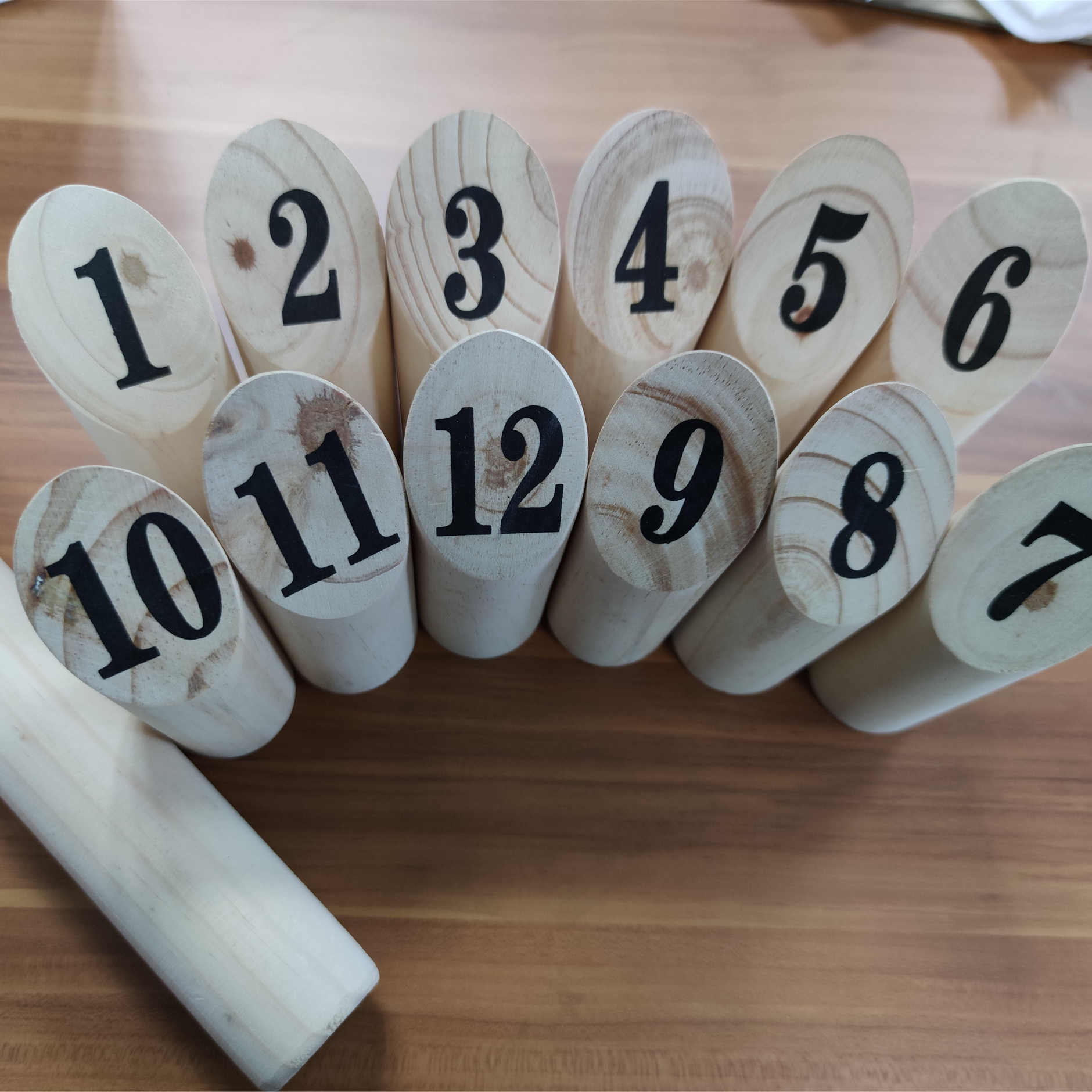 Деревянная игра для боулинга викингов Kubb Smite lawn с индивидуальным номером