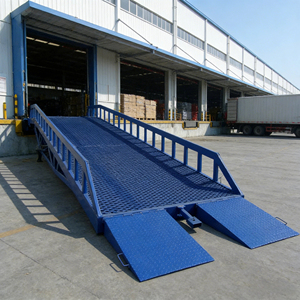 Rampa Hidráulica Móvil para Carga y Descarga con Plataforma de Carga para Patio, Venta al Por Mayor - Product Image 1