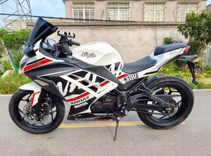 คาวาซากิ นินจา250 มอเตอร์ไซค์สปอร์ตมือสอง 250 ซีซี สภาพดี ปรับแต่งได้ เหมาะสำหรับมือใหม่ ขับขี่ในเมือง - Product Image 4