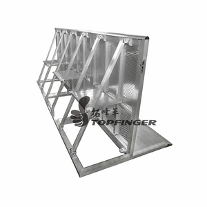 Nueva versión de tendencia Barricada de aluminio de barrera frontal para pantallas de armazón de seguridad de conciertos de escenario al aire libre - Product Image 1