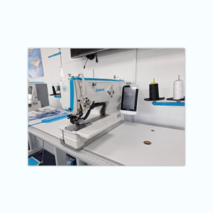 Macchina da Cucire Industriale Computerizzata ad Alta Velocità 1790 per Asola Dritta, Automatica per Tessuti e Abbigliamento - Product Image 1