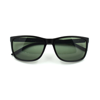 Yiwu prix d'usine bon marché OEM vente en gros mode lunettes de soleil à la mode hommes lunettes de soleil polarisées personnalisées