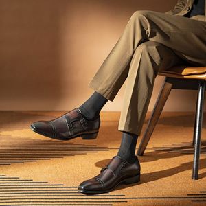 รองเท้าผู้ชายทรงหัวแหลมแบบผูกเชือก คุณภาพสูง หรูหรา หนังแท้ กันลื่น ระบายอากาศได้ดี น้ำหนักเบา A.N.M.bullock - Product Image 1