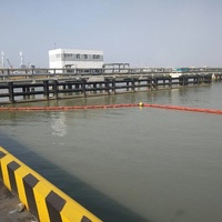 Barrière flottante robuste, barrage gonflable permanent pour la confinement des huiles, barres en caoutchouc