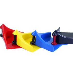 Tuyau de voiture coloré en plastique Slide Tire Wedge Tube de lavage de voiture Outils anti-pincement Guides de tuyau de voiture collant sous les roues