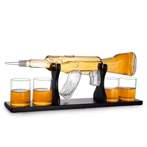 Botol Kaca Buatan Tangan AK 47 Set Botol Berbentuk Pistol Kaca Botol Whiskey Decanter dan Kacamata