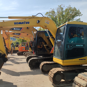 Excavadora Usada Komatsu PC56 PC70 PC60 de 5 Toneladas, Piezas Originales, Buen Estado, Lista para Trabajar, Pocas Horas de Uso, en Venta - Product Image 1