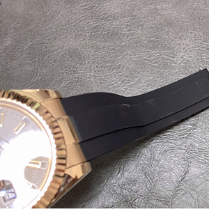 Montre pour homme classique de très haute qualité. L'accessoire standard pour hommes matures. Montre mécanique haut de gamme pour homme - Product Image 5