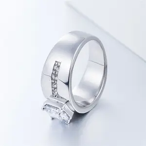 Commercio all'ingrosso di gioielli di moda anello in acciaio inossidabile con diamanti da uomo di moda di personalità europea e americana