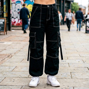 Pantalones Cargo Negros 3HTH HH89-OEM-TSHIRT-2026 con Costuras Blancas y Bolsillos Laterales - Estilo Urbano Unisex, Fabricación en Vietnam, Disponibles en Stock - Product Image 1
