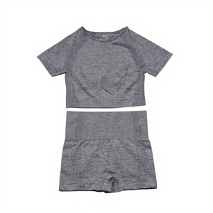 Completo Sportivo Primaverile da Donna in Spandex/Nylon Senza Cuciture Traspirante Ecologico con Elastico in Vita e Logo Frontale/Destro - Product Image 3