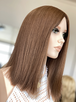 Perruque Sheitel Casher Juive en Cheveux Humains Alignés, Coupe Dégradée, Ondulation Naturelle, Dessus en Dentelle, Nouée à la Main, Sur Mesure, Vente en Gros OEM ODM