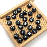 Perles en coquille noire, perles en nacre, perles alphabétiques, perles initiales en majuscules, perles d'espacement pour la fabrication de bijoux ou d'artisanat