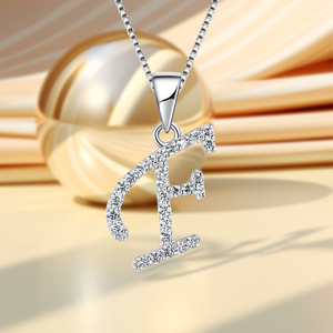 Dainty Jewelry <span class=keywords><strong>Pendentif</strong></span> Initial <span class=keywords><strong>L</strong></span> en argent sterling 925 avec lettre <span class=keywords><strong>L</strong></span> Moissanite certifiée GRA Cadeau personnalisé pour elle - Product Image 4