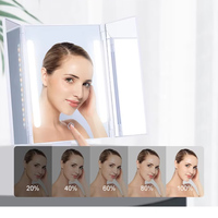 Vente en gros, trois miroirs à trois volets, support de bureau, miroir de maquillage pliable portable à LED avec lumière LED