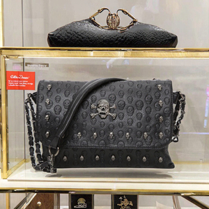 Bolso de mano y bandolera para mujer con remaches cuadrados, correa de cadena extraíble, venta al por mayor, con forro de poliéster y dos asas - Product Image 2