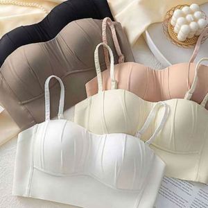 Nuevo Sujetador sin Tirantes de una Pieza para Adolescentes y Mujeres con Pechos Pequeños, Copa 3/4, Antideslizante, sin Varillas, Transpirable - Product Image 1