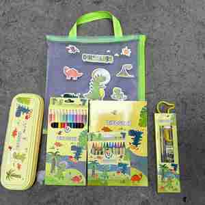 Ensemble de papeterie scolaire pour enfants 2024 avec règle en plastique, taille-crayon et stylos gel (pointe de 0,8 mm) - Product Image 3