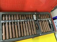 Professionnel 42 pièces CRV Star Bit Socket et Bit Set 30MM 70MM Main Source D'alimentation Personnalisable OEM Emballage