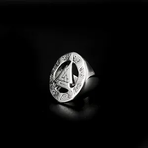 EManco Anello Unisex Classico in Acciaio Inossidabile con Design Geometrico a Triangolo, Gioiello Punk per Feste, Spedizione in 48 Ore - Product Image 3
