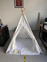 Tente tipi pliable en toile de coton pour enfants, maison de jeu intérieure en forme de pyramide pour garçons et filles avec tapis de sol