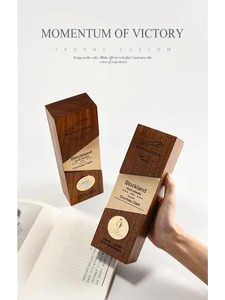 Médaille de trophée en <span class=keywords><strong>bois</strong></span> et acrylique personnalisée peinte Annatto Craft pour les cérémonies de remise des prix Panneau mural incontournable et boîtes en <span class=keywords><strong>bois</strong></span> - Product Image 5