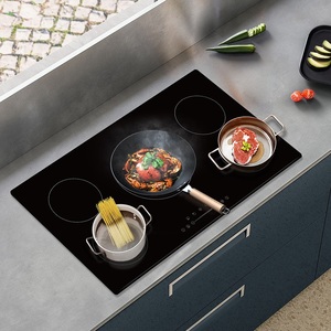 Table de cuisson à induction en verre céramique à 5 foyers avec commande tactile adaptée - Product Image 1