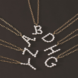 Collar con Letra Inglesa, Cadena para Suéter de Aleación de Zinc y Perla, Accesorio de Regalo Unisex - Product Image 4