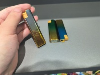 Briquet de luxe moderne, durable, coupe-vent, rechargeable, en métal, avec revêtement sous vide, écologique, rouge, pour cigares et cigarettes