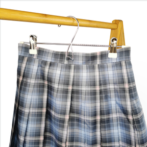 <span class=keywords><strong>Cintre</strong></span> antidérapant à fil <span class=keywords><strong>plat</strong></span> allongé et pince intégrée, idéal pour pantalons longs et jupes – Le best-seller pour votre dressing. - Product Image 5