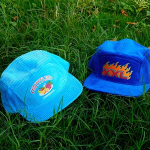 Gorras de Pana de 5 Paneles con Logotipo Bordado Personalizado - Product Image 1