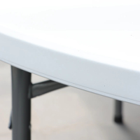 Table de salle à manger portable moderne à pieds pliants en plastique HDPE blanc, idéale pour hôtels, restaurants, événements extérieurs et intérieurs, mariages et fêtes - Meilleures ventes