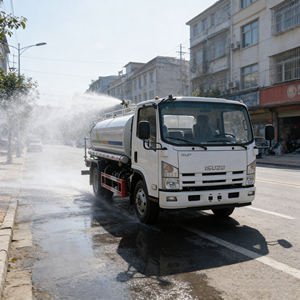 Camion arroseur de marque japonaise, empattement 3815 mm, capacité 8 m³, 4x2, capacité de 6000 L, camionnette de nettoyage routier - Product Image 5