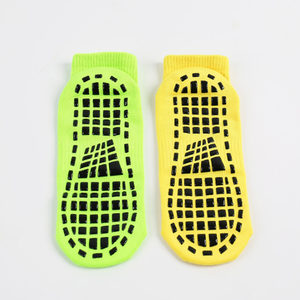 Venta caliente niños interior patio trampolín calcetines seguridad Pilates calcetín inflable antideslizante salto agarre Calcetines - Product Image 2