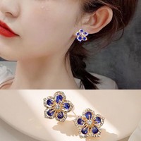 Aksesoris Wanita Mewah Sederhana untuk Musim Gugur dan Musim Dingin, Anting Stud Zirkon Kelopak Merah Muda, Perhiasan Telinga Mewah Ringan dan Unik