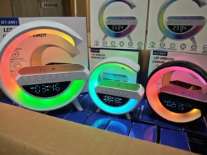 Haut-parleur Bluetooth multifonctionnel en forme de G 2026 avec chargeur sans fil, lumière d'ambiance RGB et réveil – Approvisionnement en gros pour promotions - Product Image 3