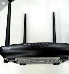 <span class=keywords><strong>Tenda</strong></span> เราเตอร์ WiFi 5แบบแบนด์คู่ AC1200 <span class=keywords><strong>AC5</strong></span> 4เสาอากาศ1 Wan 3 LAN 100Mbps เราเตอร์ไร้สายอีเธอร์เน็ตความเร็วสูงสำหรับโฮมออฟฟิศ IPTV - Product Image 4