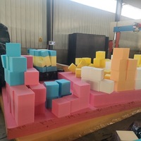 Blocs d'éponge en mousse PU haute résilience en gros pour trampoline, aire de jeux pour enfants, escalade, carrés colorés