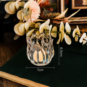 Стеклянный подсвечник ручной работы в форме тюльпана - Product Image 6