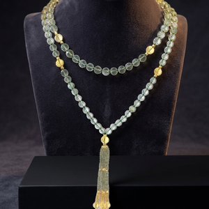 Collar Mala de Cuentas Facetadas de Amatista Verde Prasiolita, Doble Trenzado con Borlas y Detalles en Oro, Joyería Artesanal para Meditación - Product Image 1