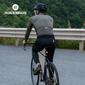 Lanterna Traseira de Bicicleta com Freio de Frequência Comum, Recarregável Tipo-C, Bateria 3.7V, LED, À Prova D'água IPX6, para Ciclismo com 4 Modos - Product Image 2