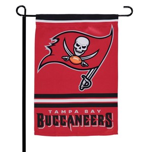 Bandiera da Giardino Personalizzata dei Tampa Bay Buccaneers, Doppio Lato, 100% Poliestere, Vendita all'Ingrosso - Product Image 2