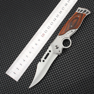 Coltello Pieghevole da Campeggio con Manico in Legno Colorato, Coltello da Caccia Tascabile per Autodifesa e Sopravvivenza, Vendita all'Ingrosso - Product Image 6