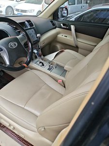Toyota Highlander SUV 2013 Usada, Negra, 5 Asientos, Vehículo Familiar Espacioso - Product Image 6