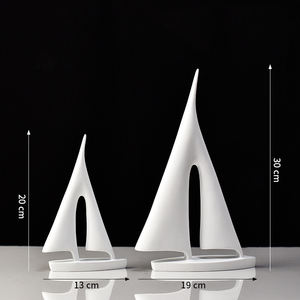 Figurine en résine à thème anime, style modèle peint à la main, pour cadeau d'ouverture, décoration de Noël, vente en gros - Product Image 2