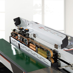 เครื่องซีลความร้อนอัตโนมัติคุณภาพสูง LF1080 สำหรับบรรจุภัณฑ์เครื่องดื่ม สารเคมี และถุงฟอยล์ - Product Image 3