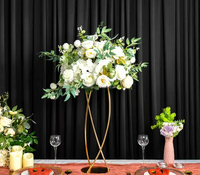 Vente en gros de centres de table floraux dorés élégants, supports à fleurs pour les décorations de mariage, d'événements et de fêtes